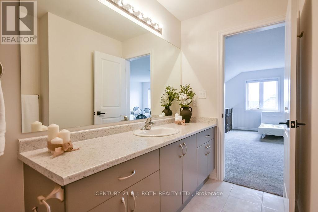 1521 BRODERICK STREET - 35
