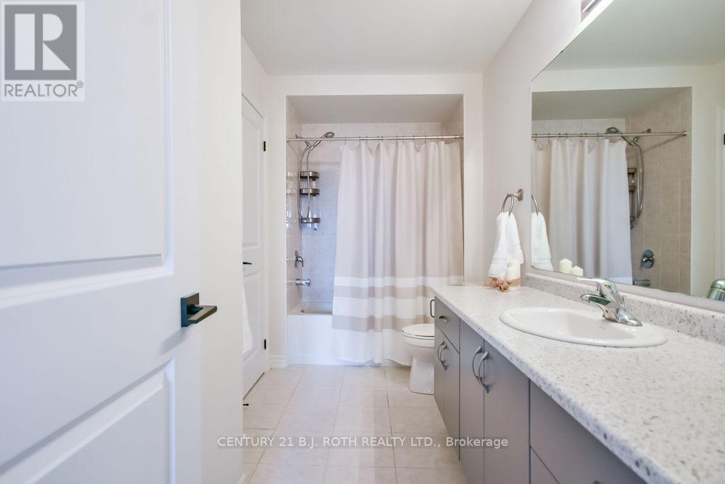 1521 BRODERICK STREET - 36