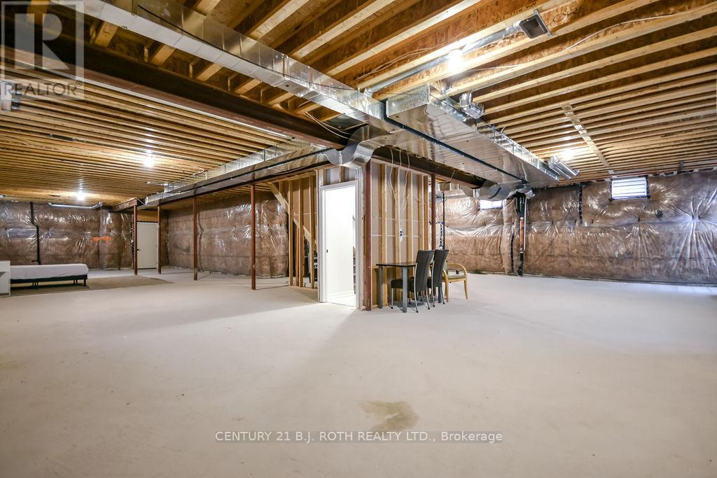1521 BRODERICK STREET - 37