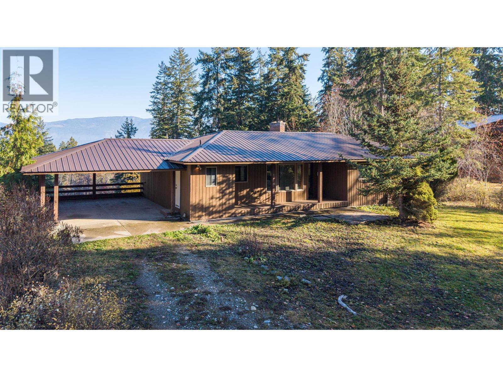  4358 Chamberlain Road, Spallumcheen