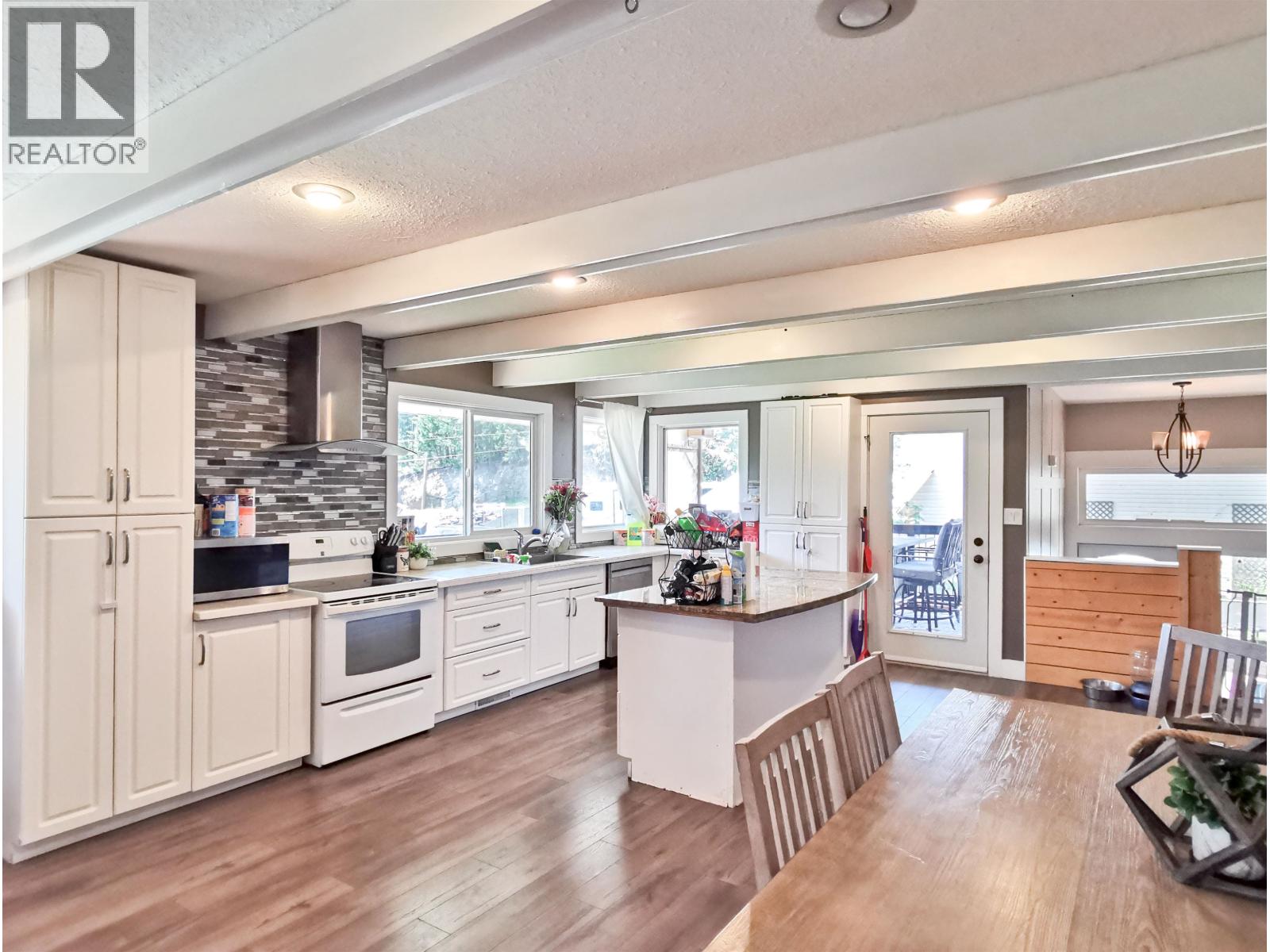 5612 CANIM-HENDRIX LAKE ROAD - 12
