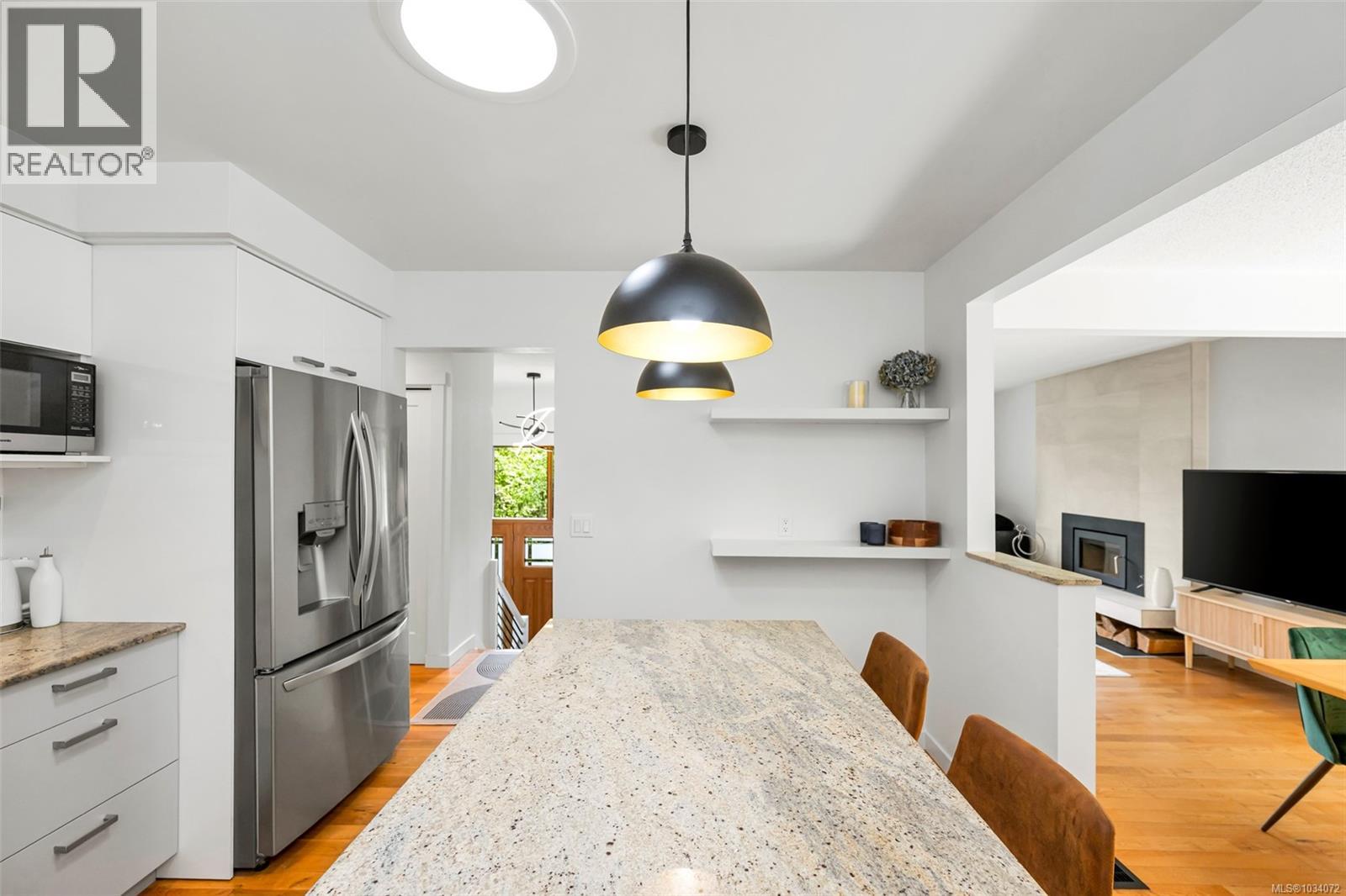 5222 Beckton Rd - 5
