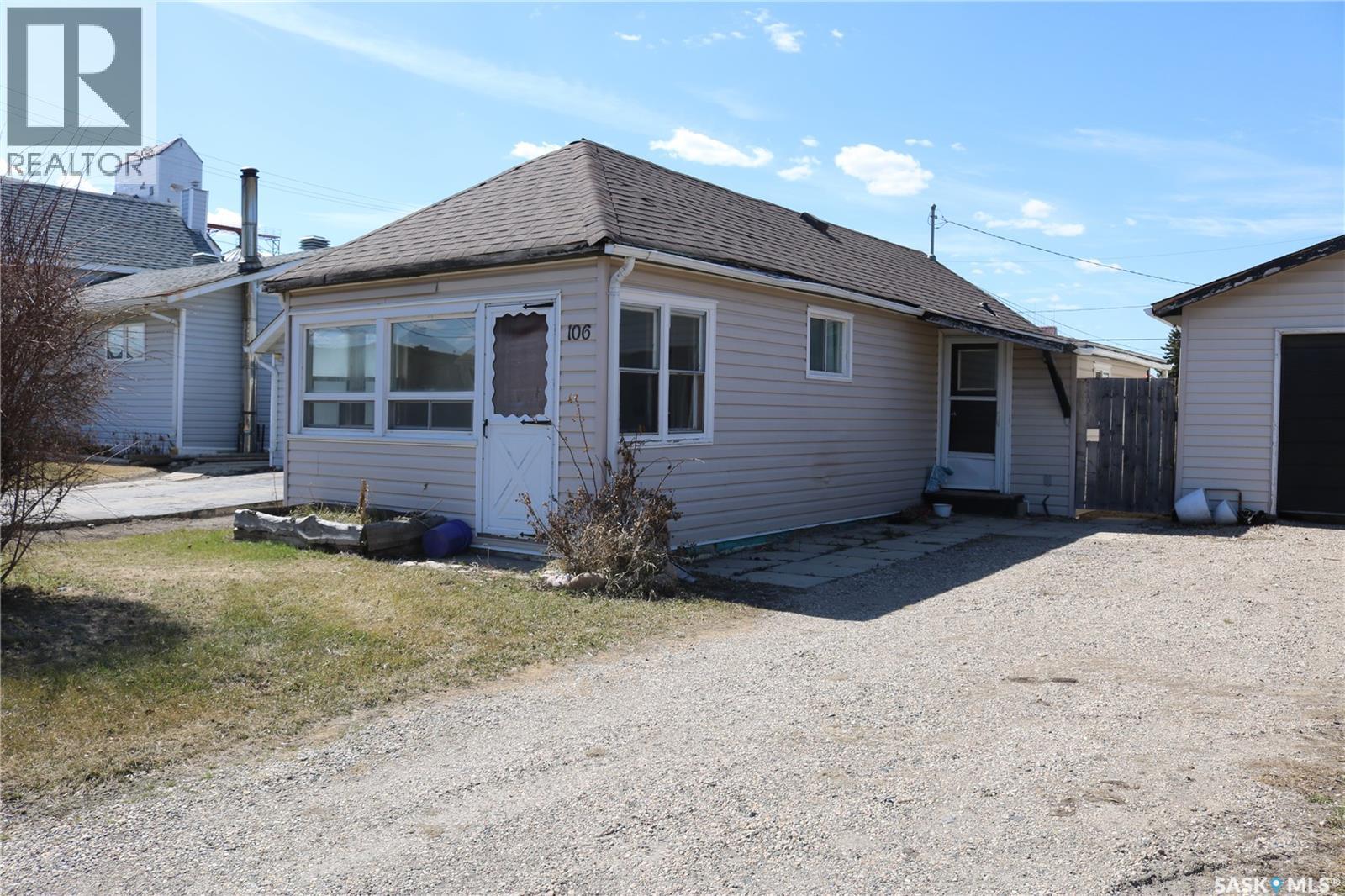 106 Garry STREET - 24