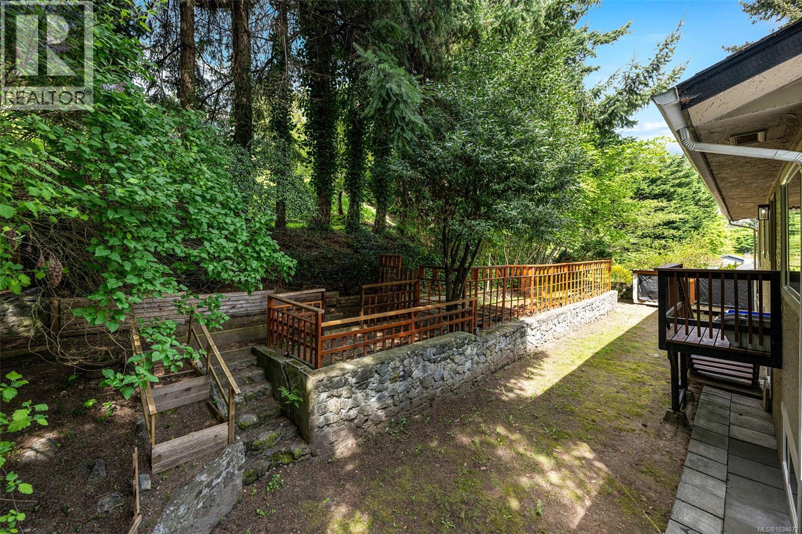 5222 Beckton Rd - 39