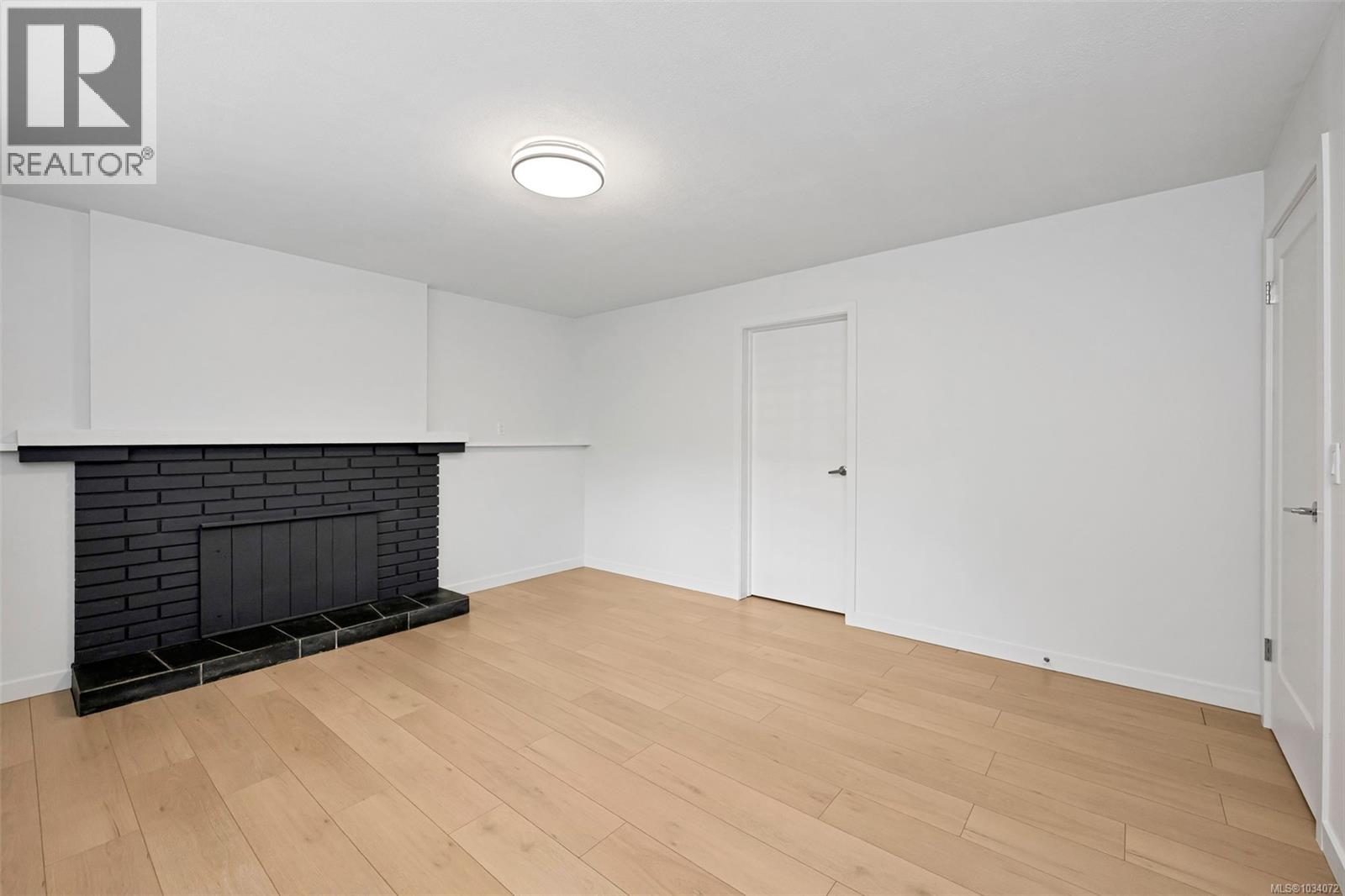 5222 Beckton Rd - 55