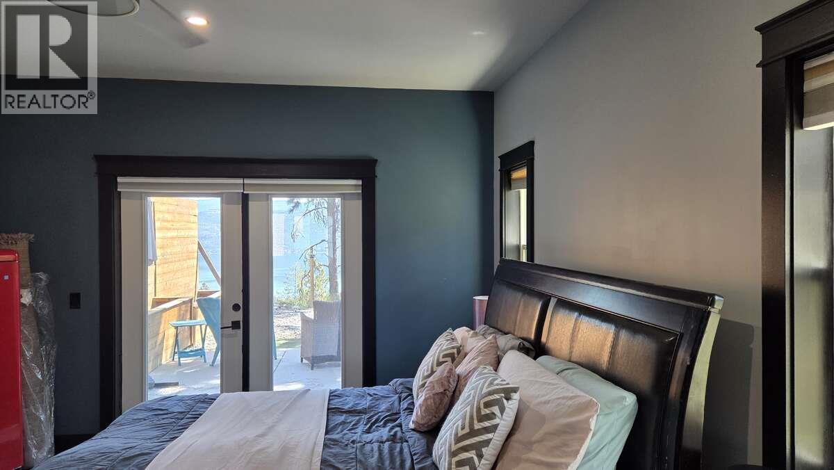 10795 Westshore Road - 14