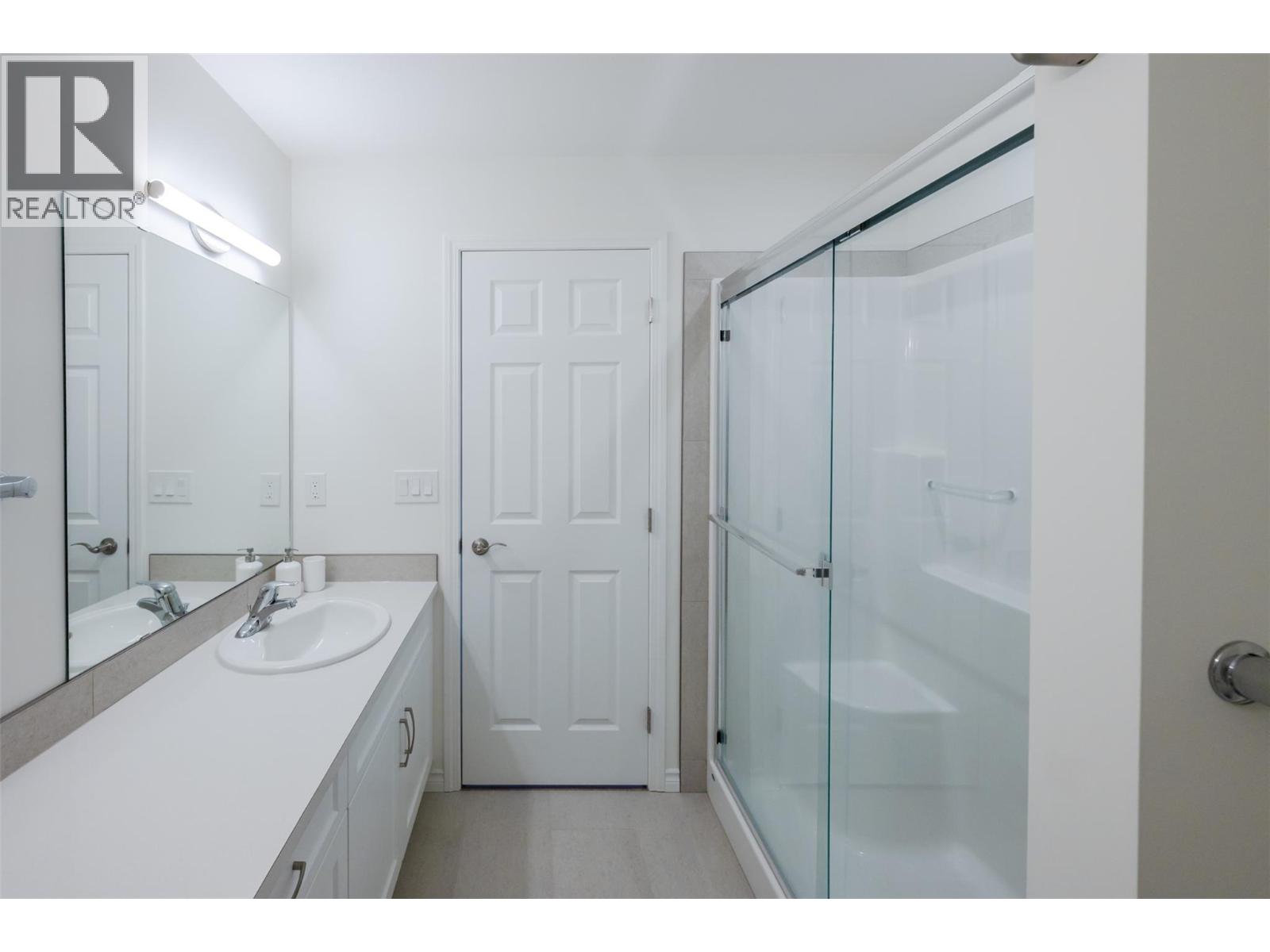 3346 Skaha Lake Road Unit# 703, Penticton