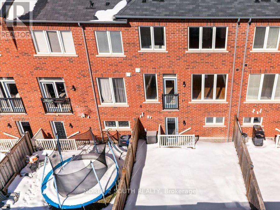 15 GOWER DRIVE - 9