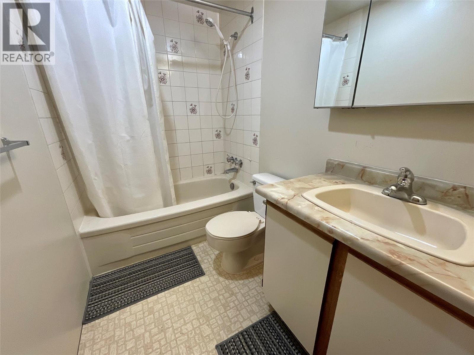 #211 320 Northgate - 13