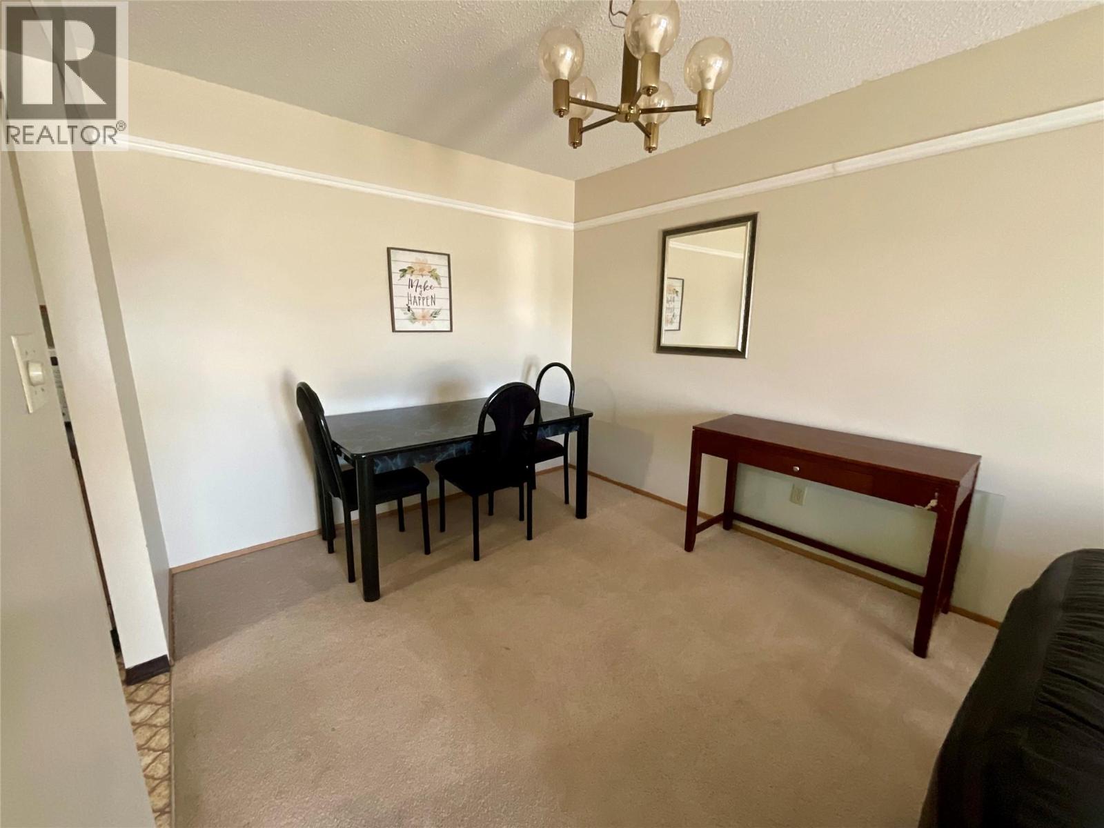 #211 320 Northgate - 4