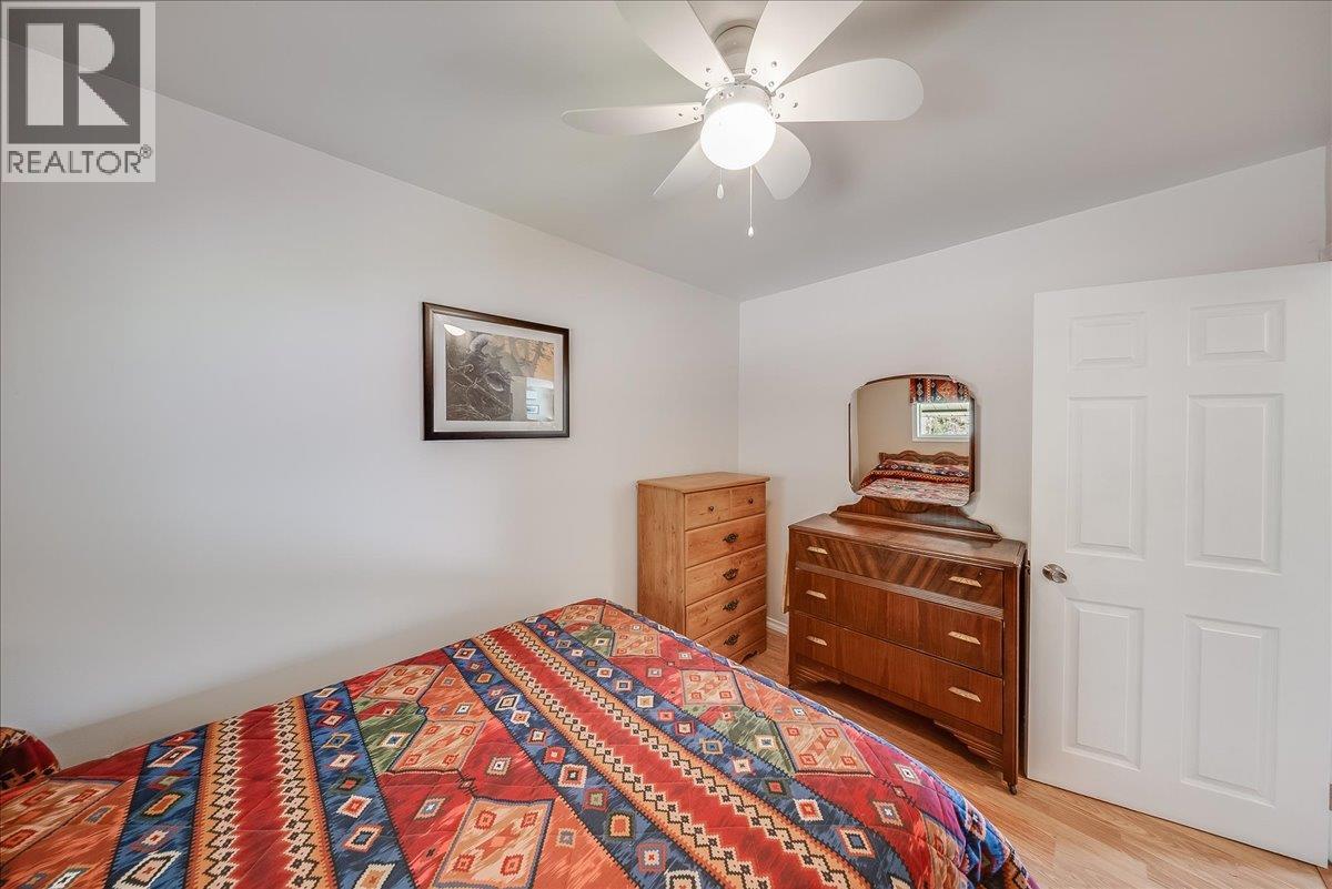 1107 Marianna Crescent, Trail
