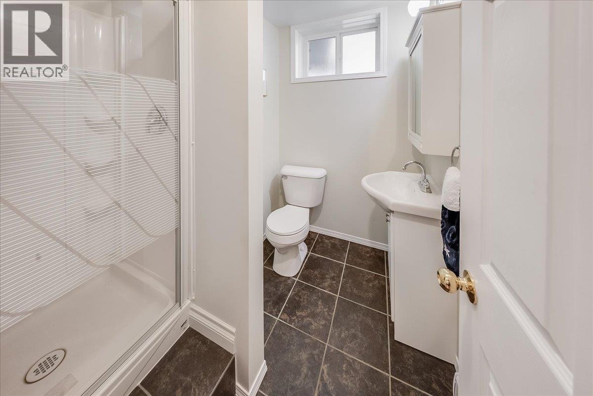 1107 Marianna Crescent, Trail