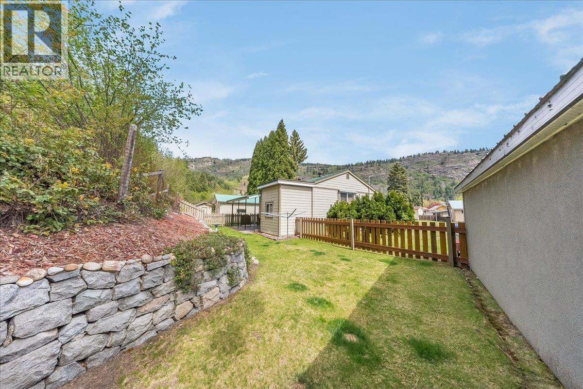1107 Marianna Crescent - 33