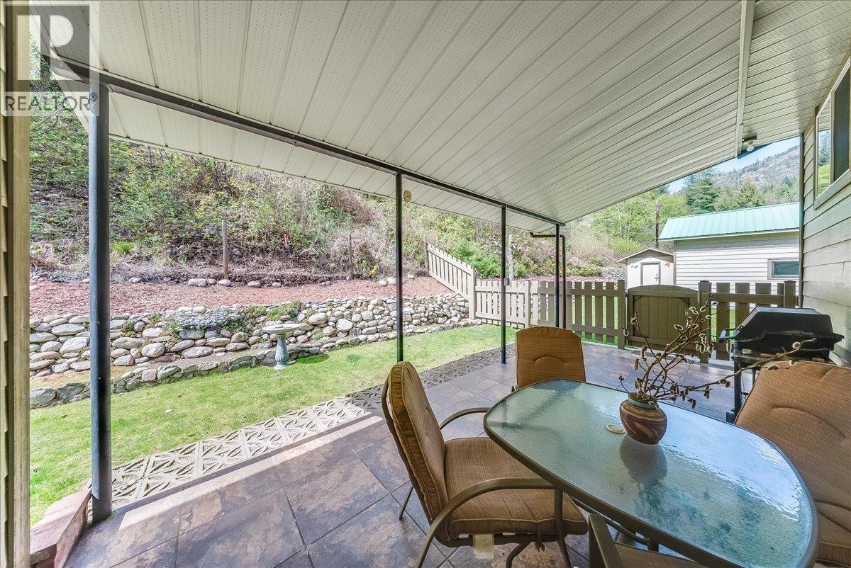 1107 Marianna Crescent, Trail