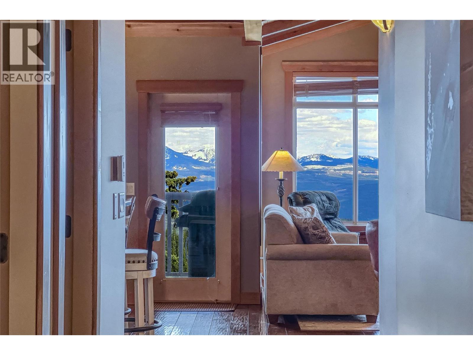250 Feathertop Way Unit# 409, Kelowna