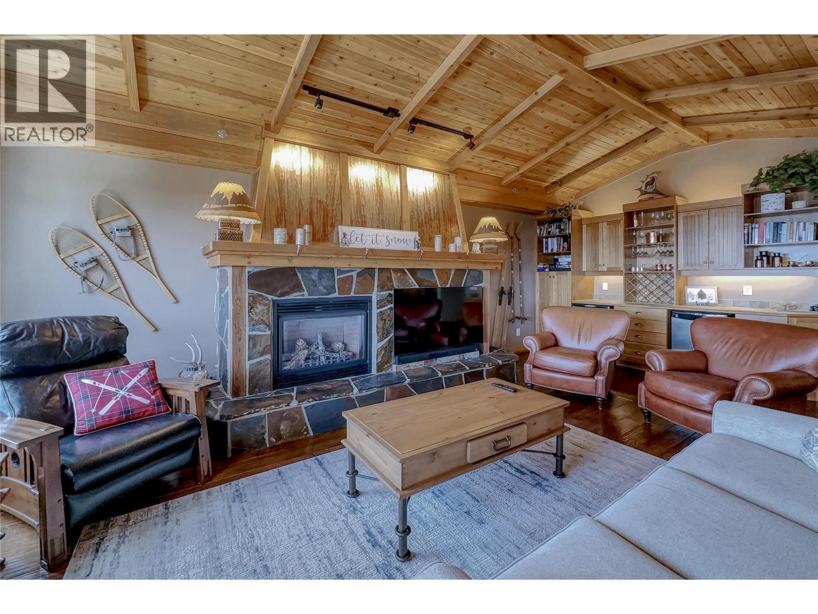 250 Feathertop Way Unit# 409, Kelowna