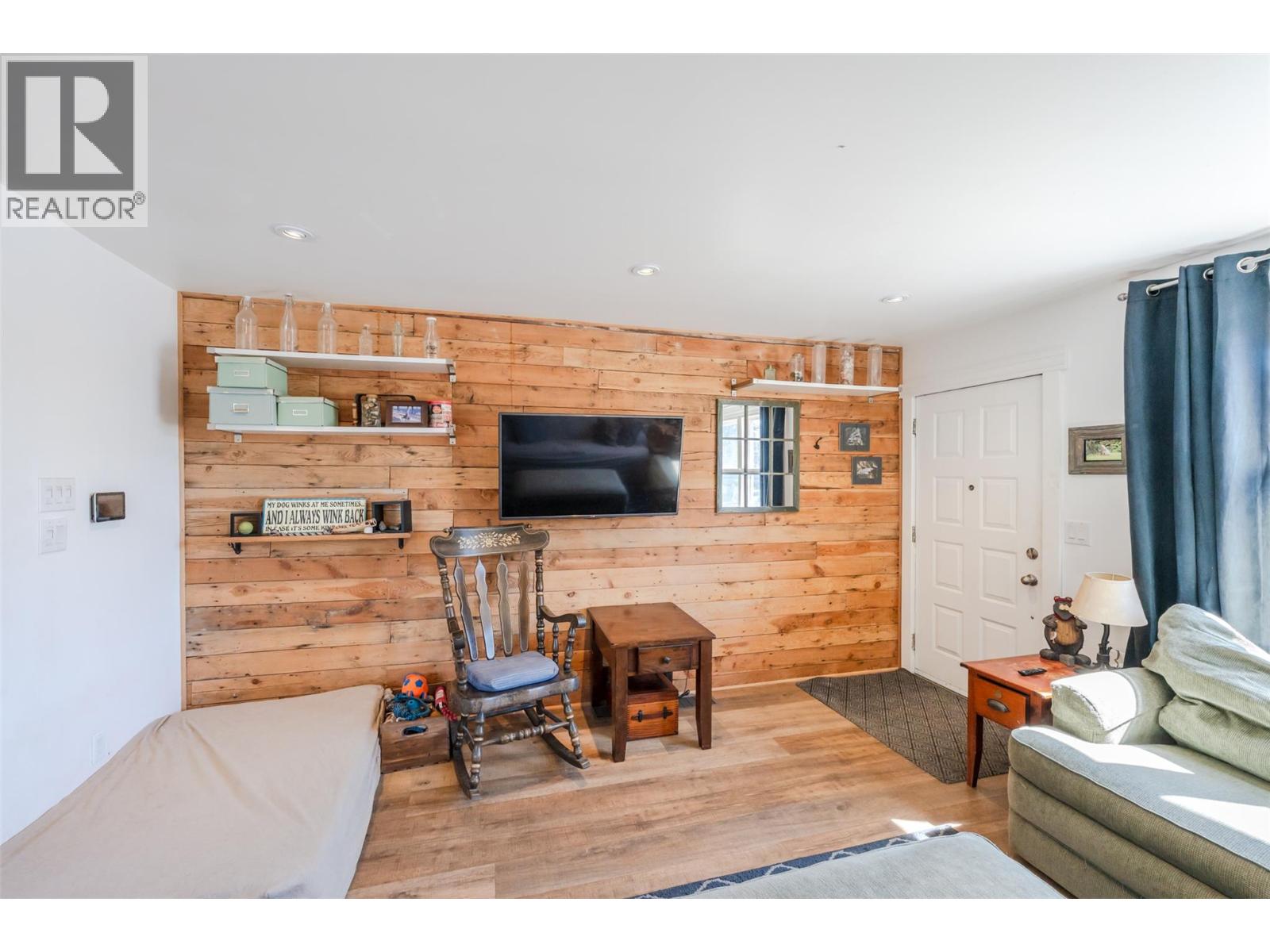 591 Gahan Avenue, Penticton