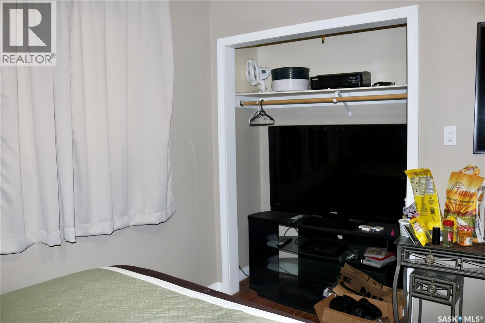 105 Garry STREET - 12