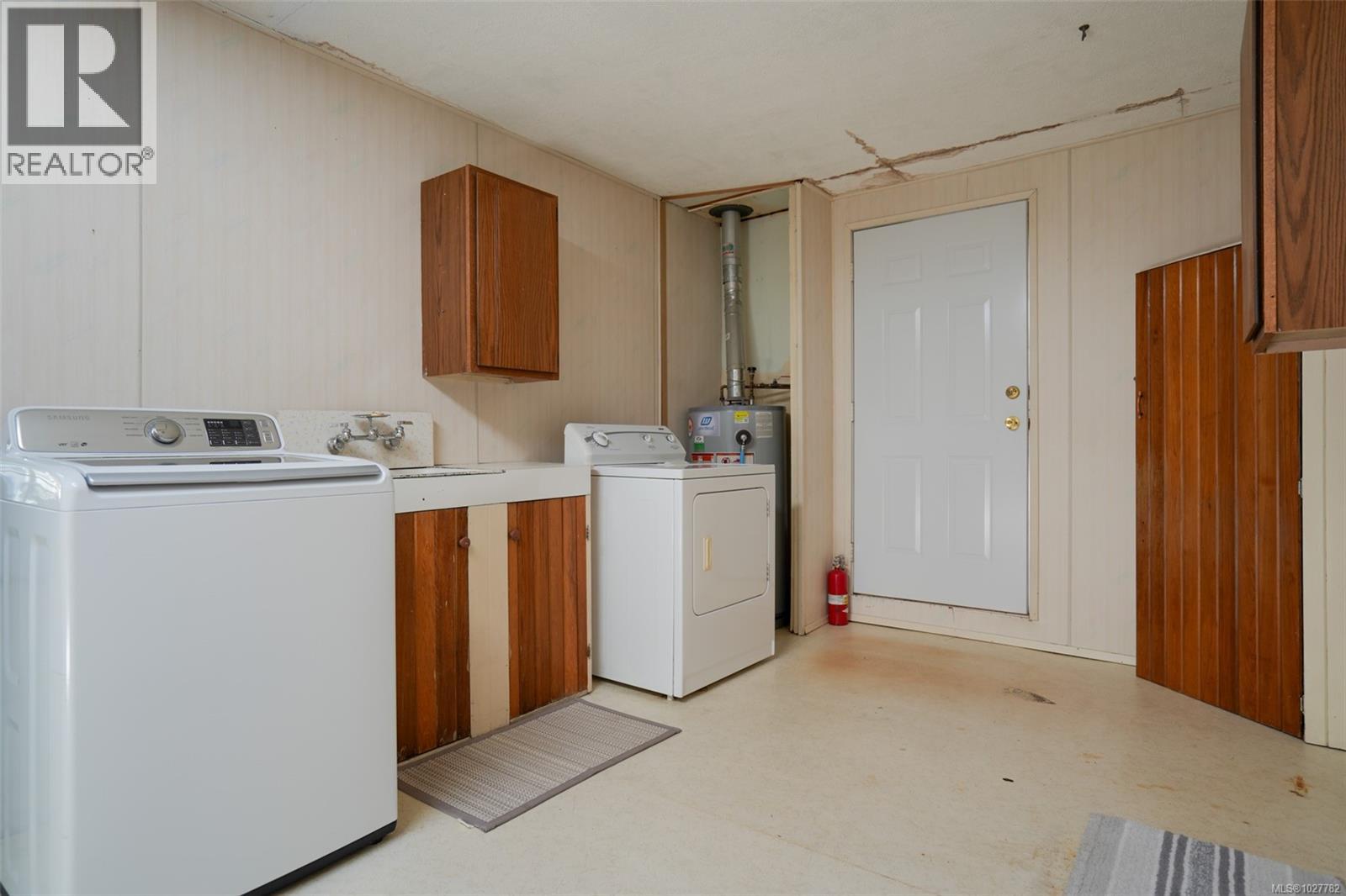 4987 Gertrude St - 13