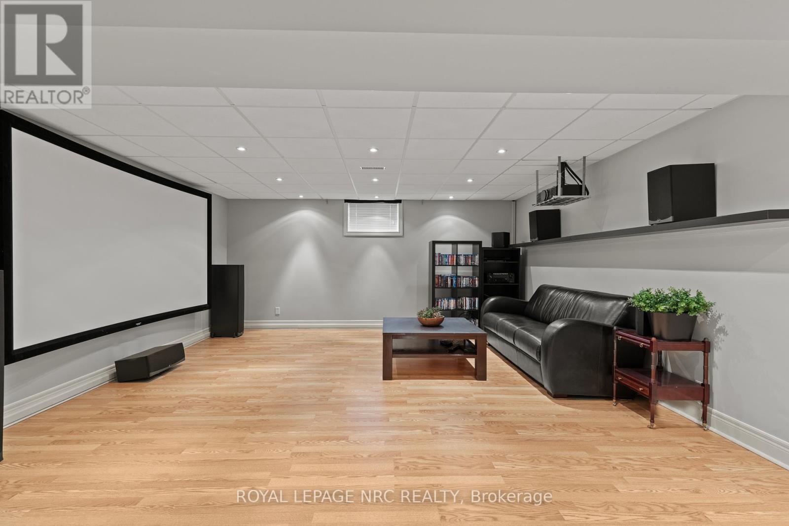 2615 MILLER ROAD - 34