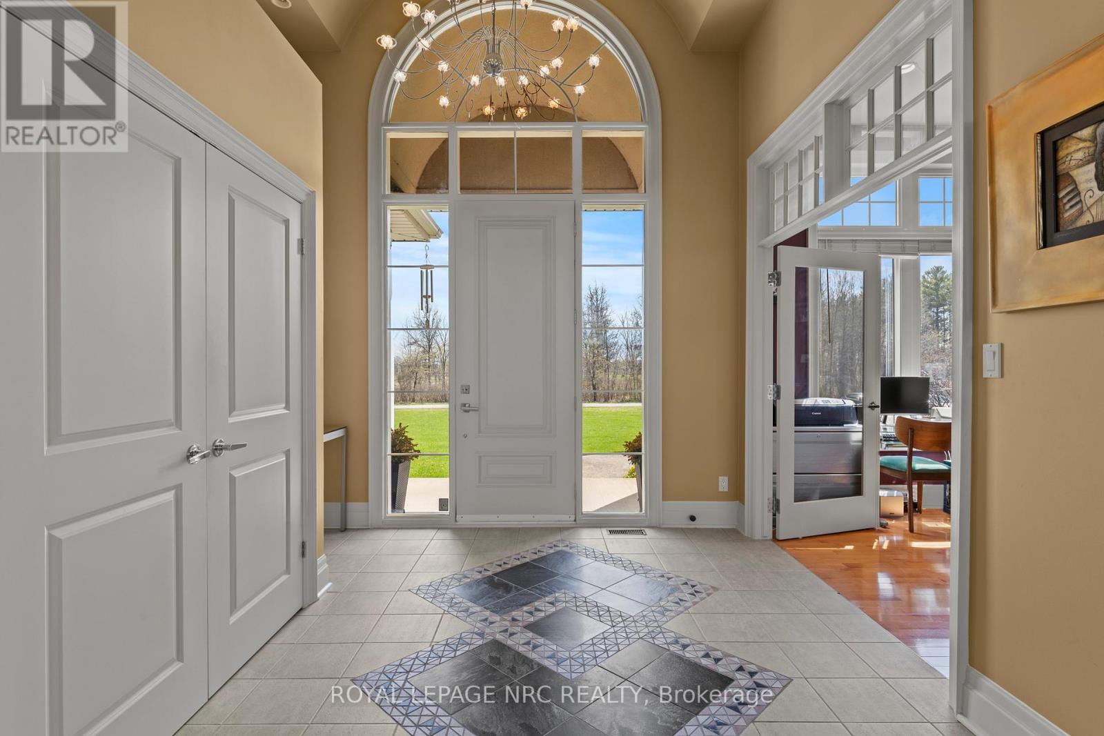 2615 MILLER ROAD - 6