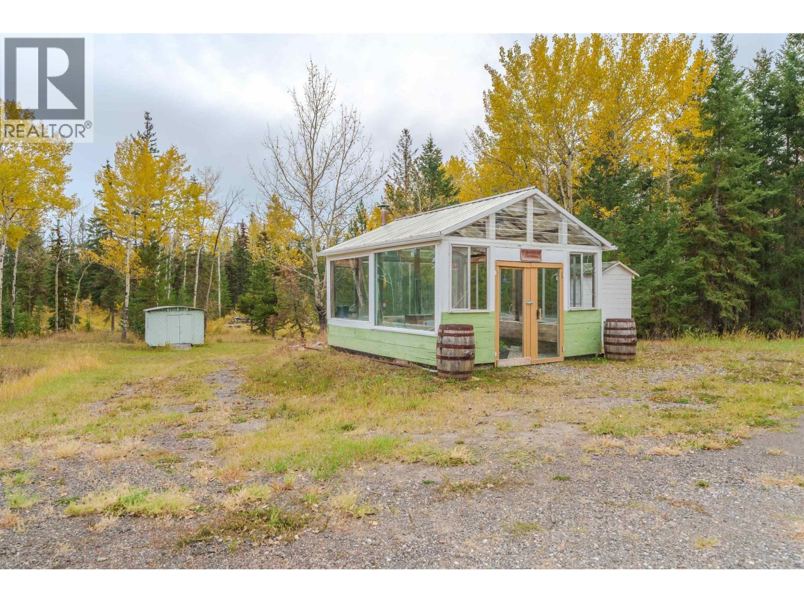 1208 CARIBOO 97 HIGHWAY - 33