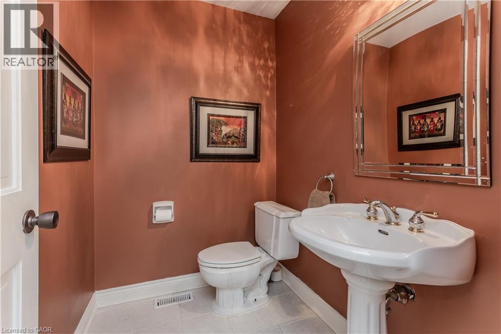 2431 BRITANNIA Road, Burlington, Ontario, L7P0E9 — Photo 23
