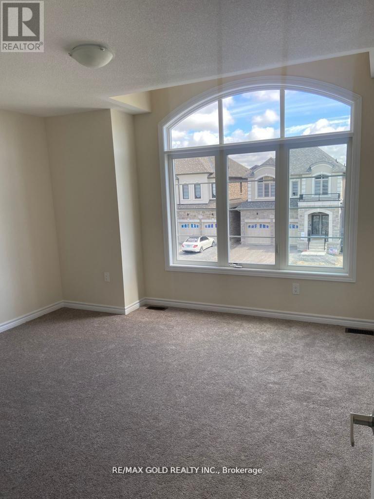 206 RONALD GUSCOTT STREET - 10