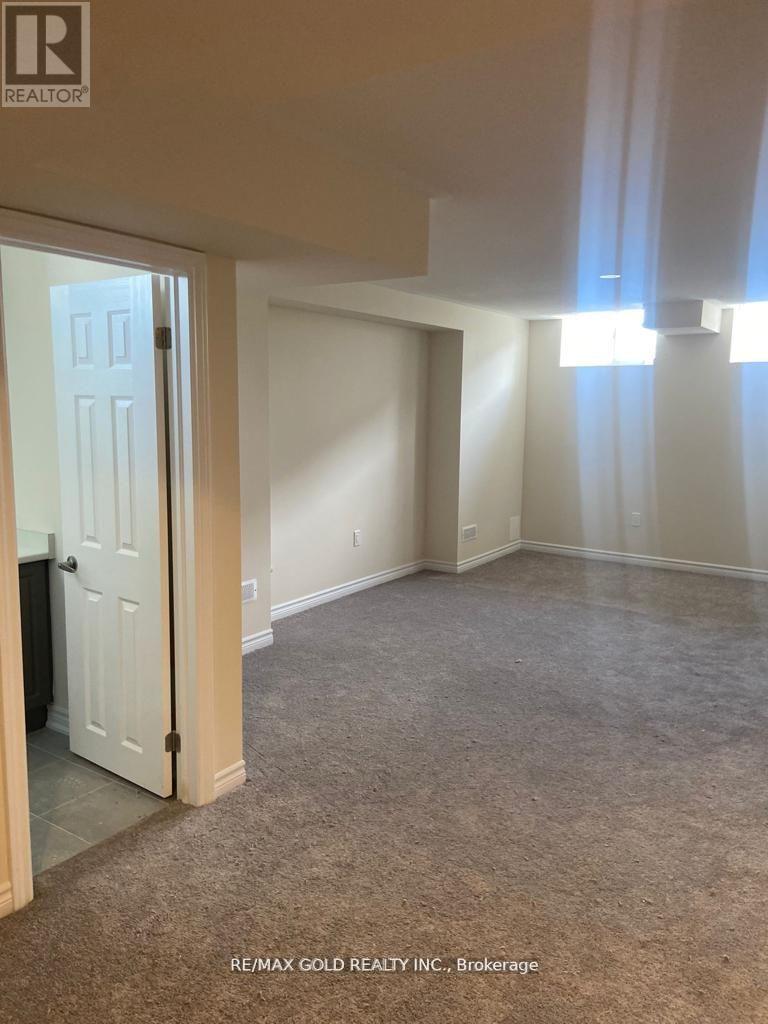 206 RONALD GUSCOTT STREET - 12