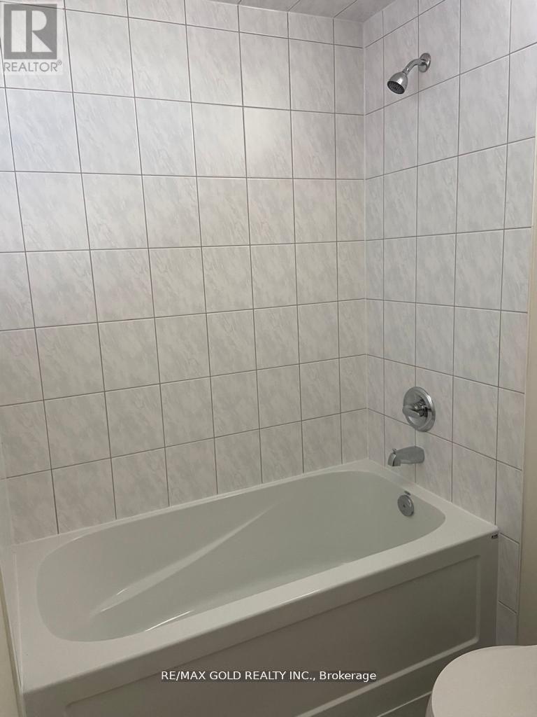206 RONALD GUSCOTT STREET - 17