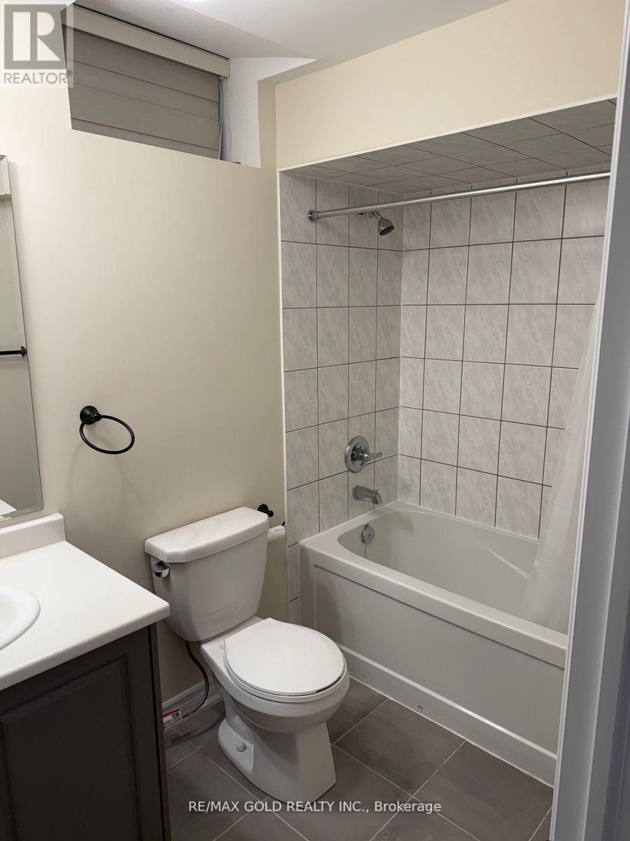 206 RONALD GUSCOTT STREET - 28