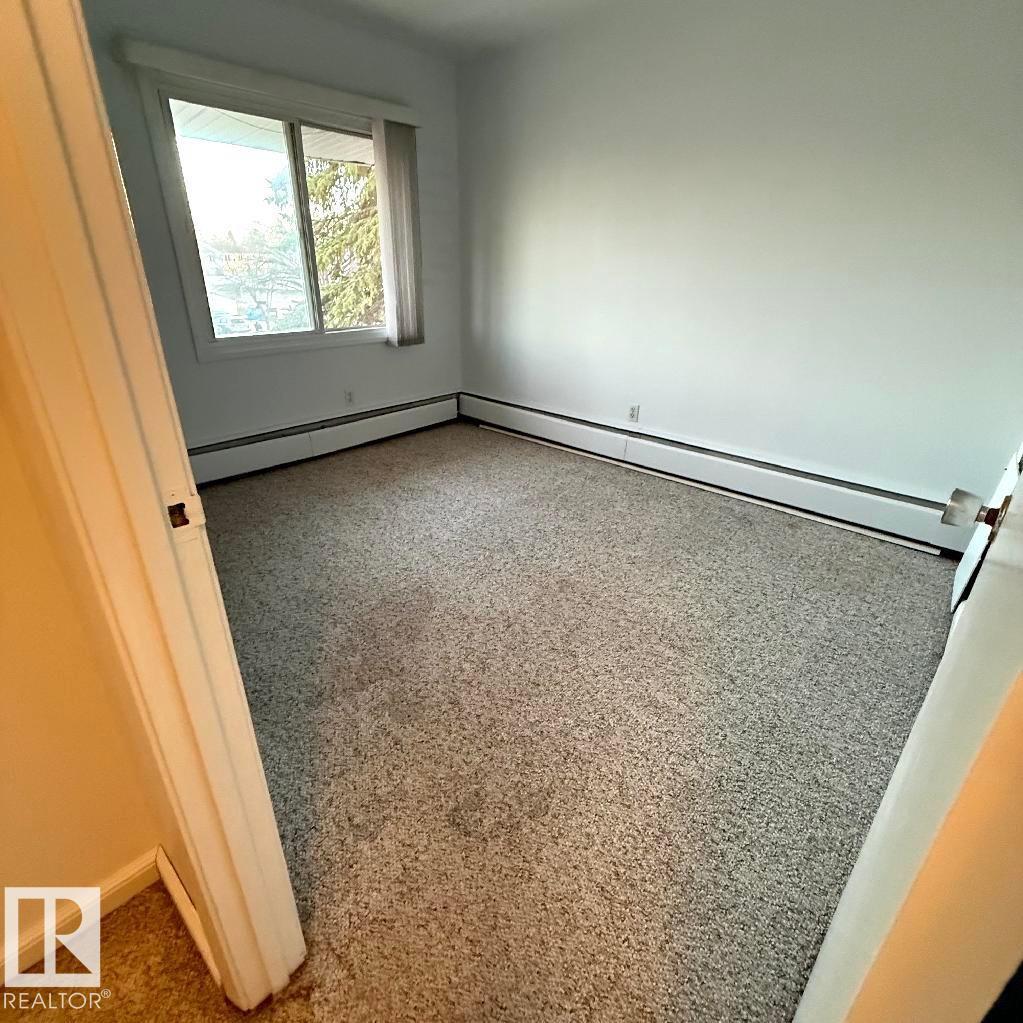 #604F 2908 116A AV NW NW, Edmonton