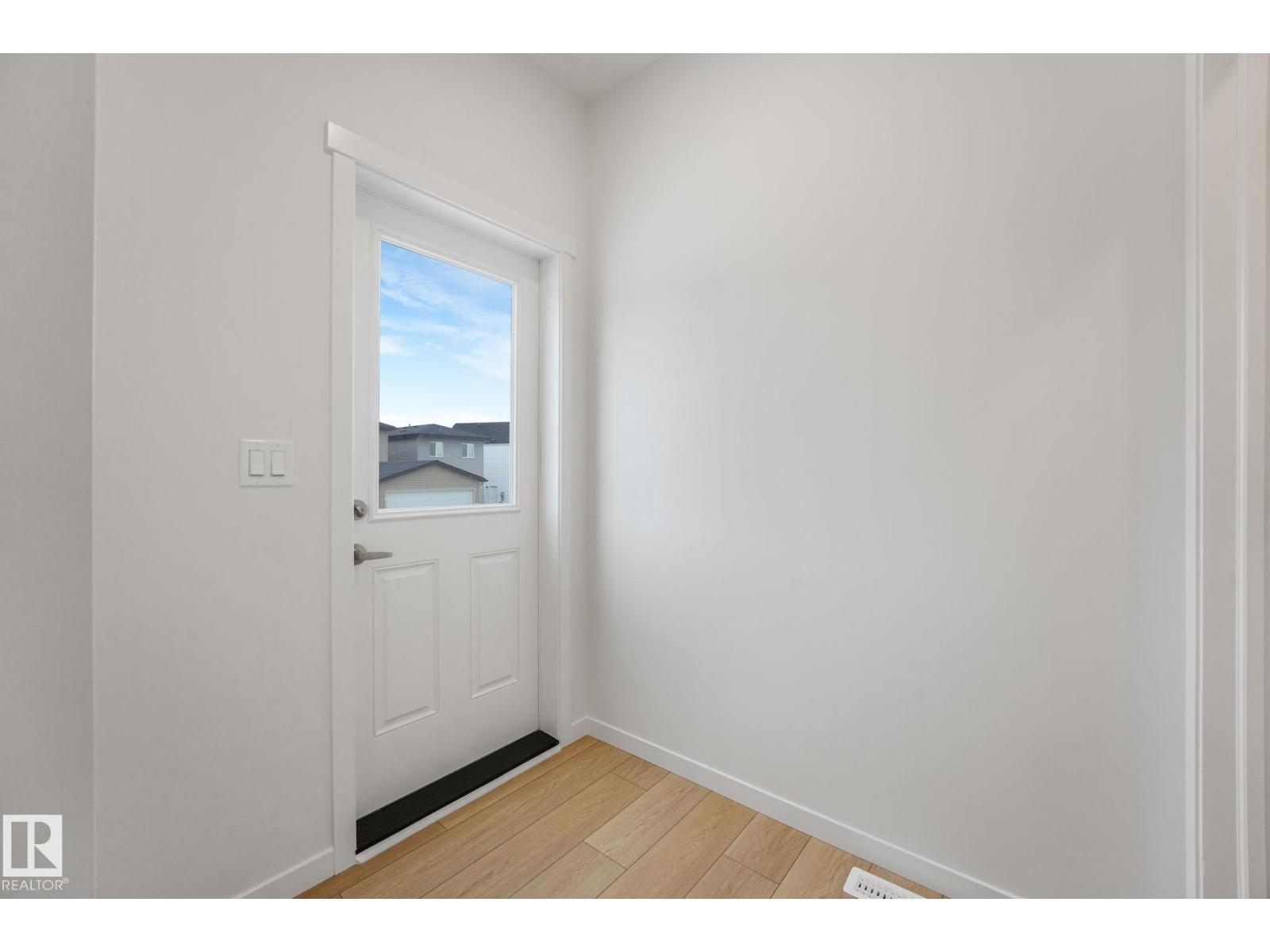 17319 6 ST NE - 16
