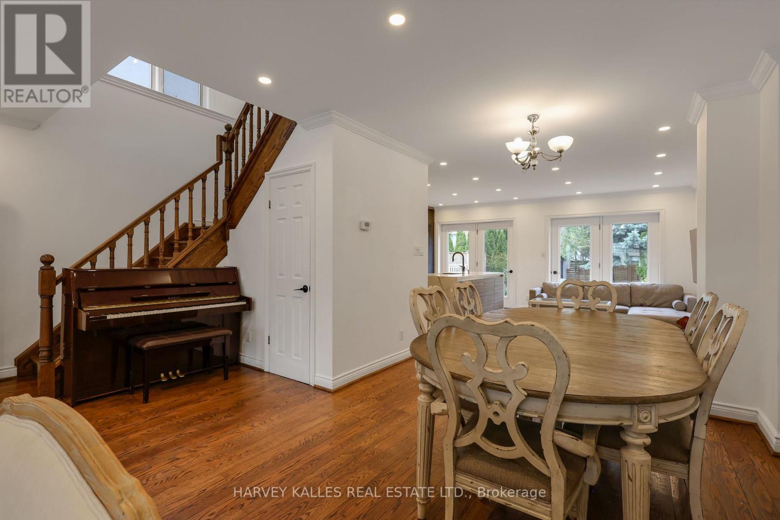204 BROOKE AVENUE - 11