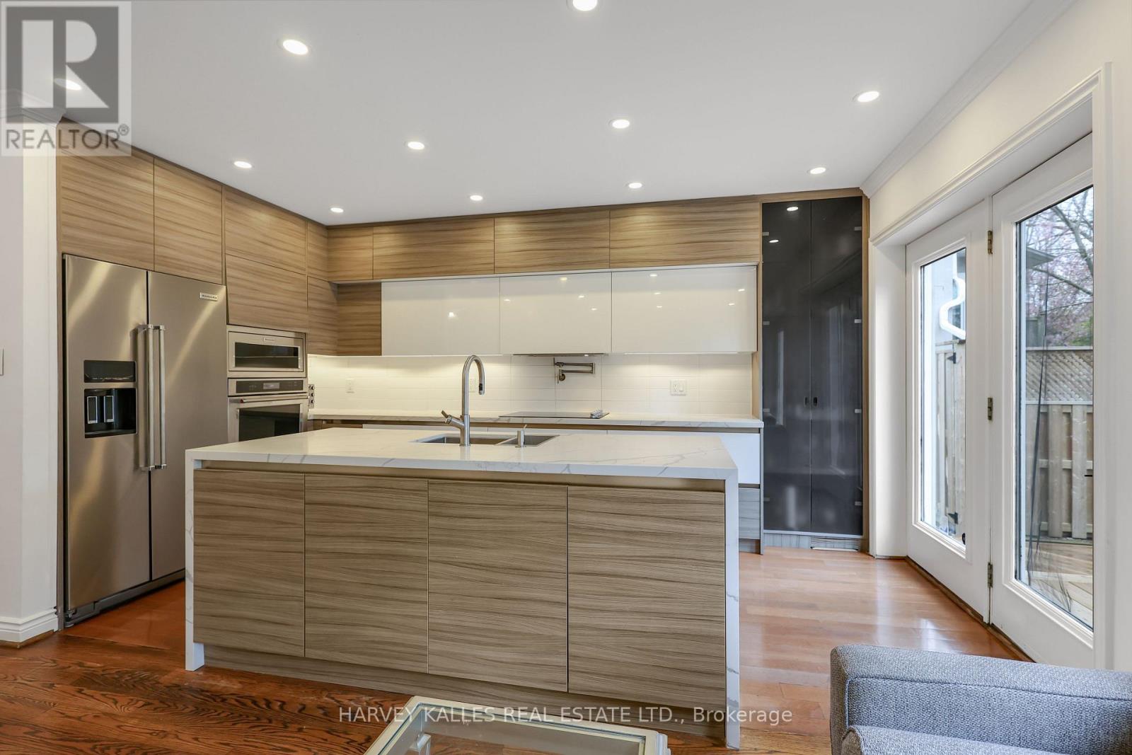 204 BROOKE AVENUE - 14