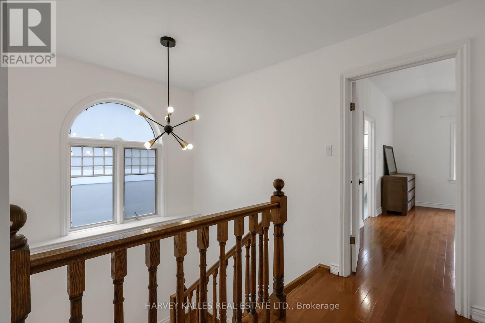 204 BROOKE AVENUE - 27