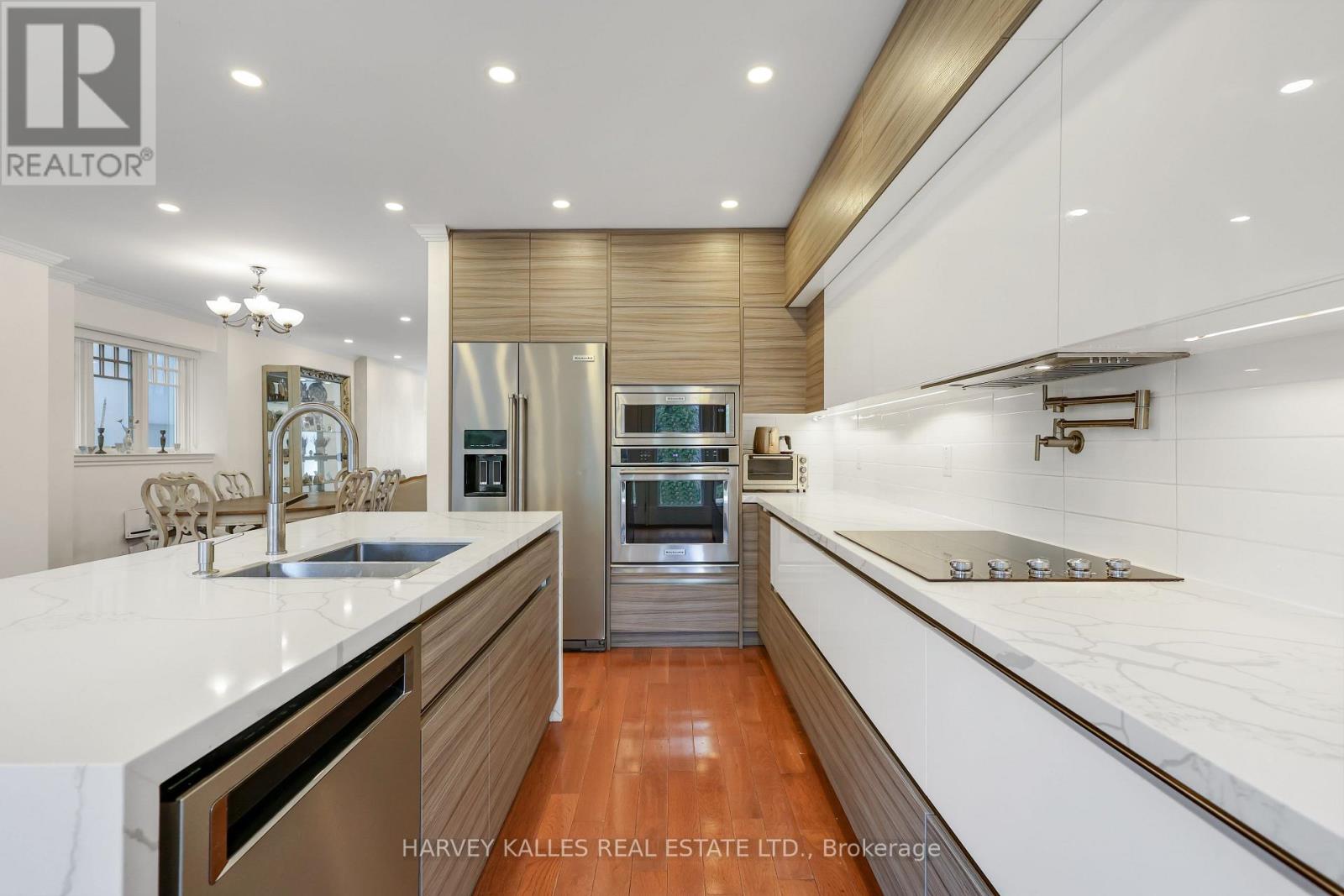 204 BROOKE AVENUE - 18