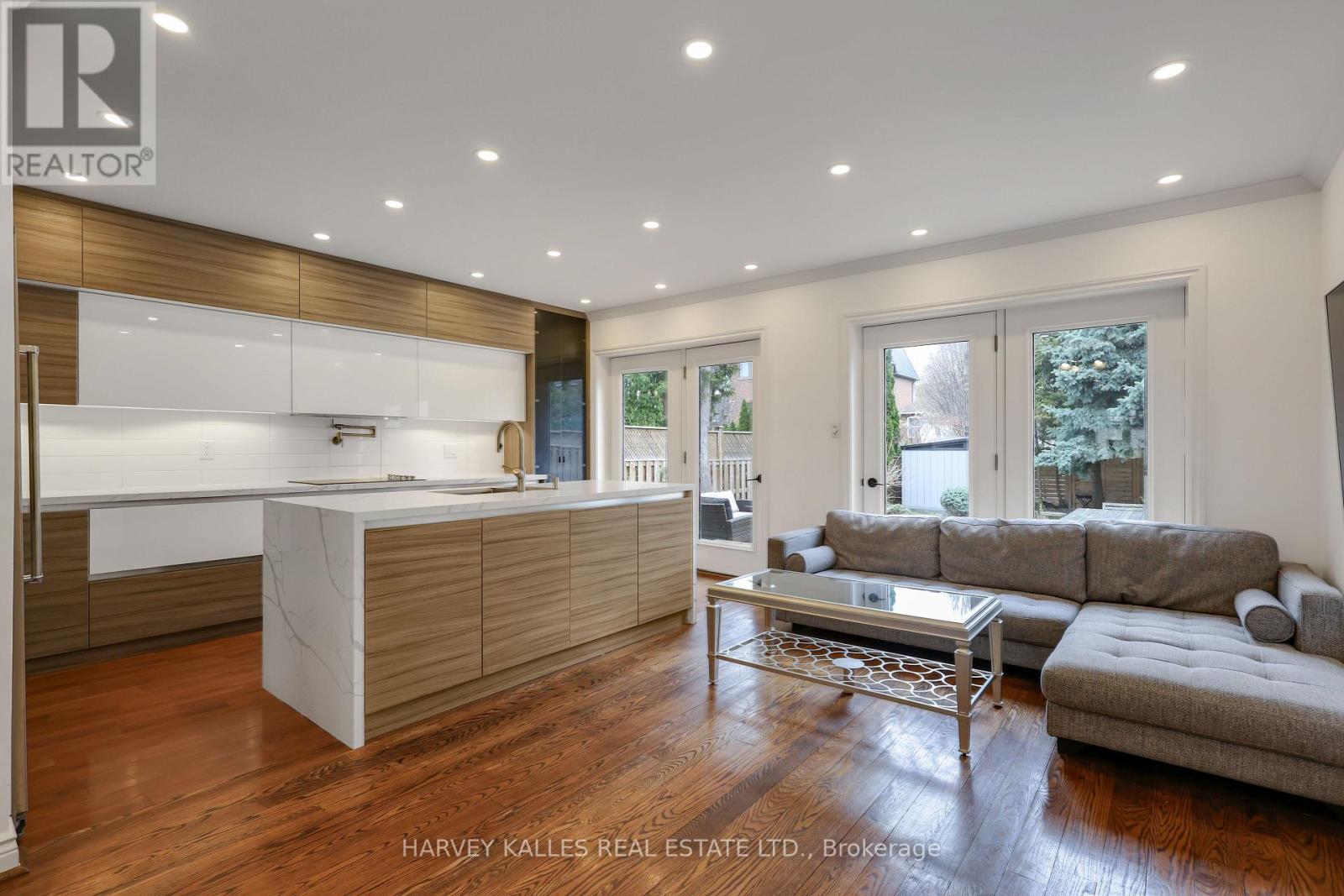 204 BROOKE AVENUE - 12