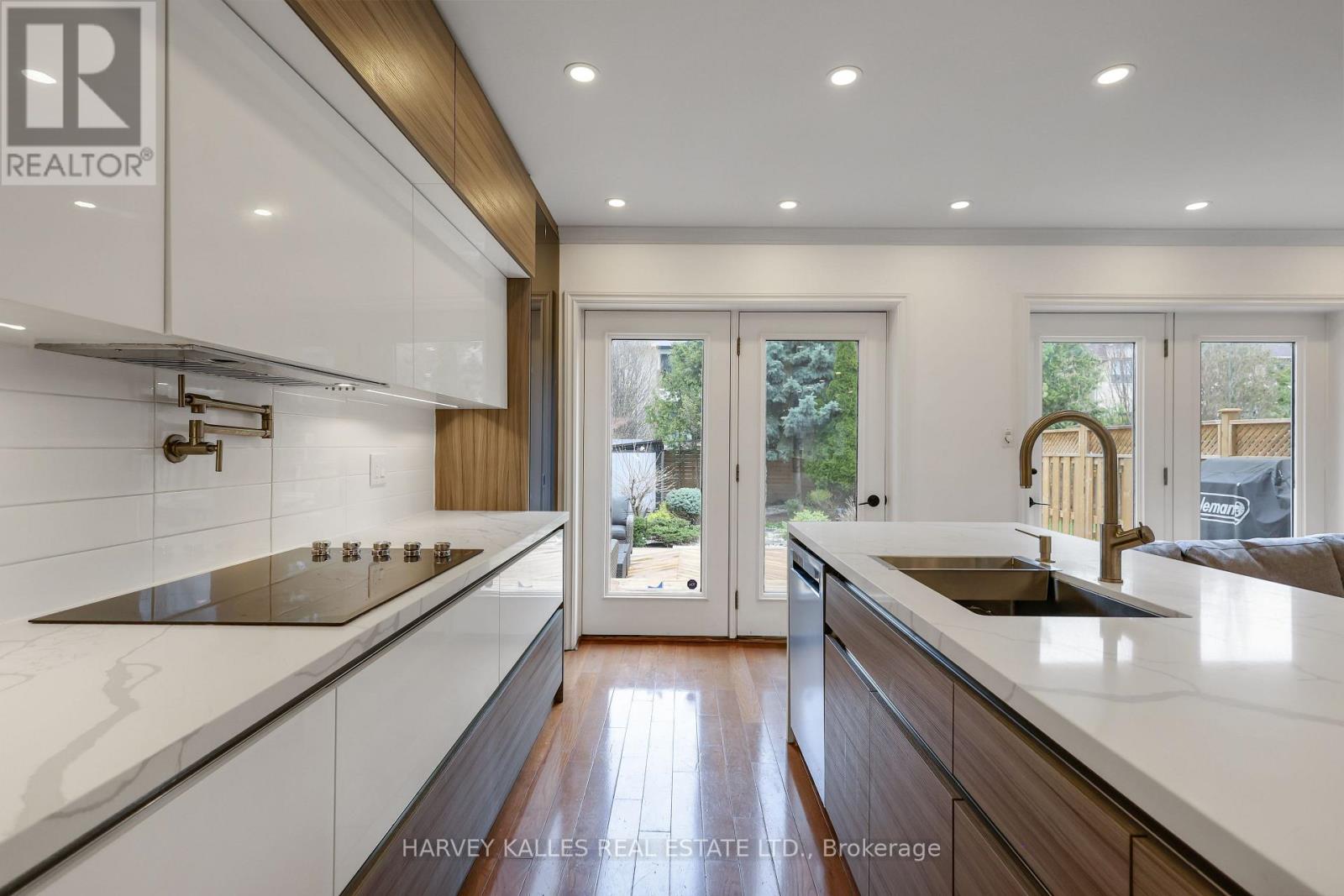 204 BROOKE AVENUE - 19