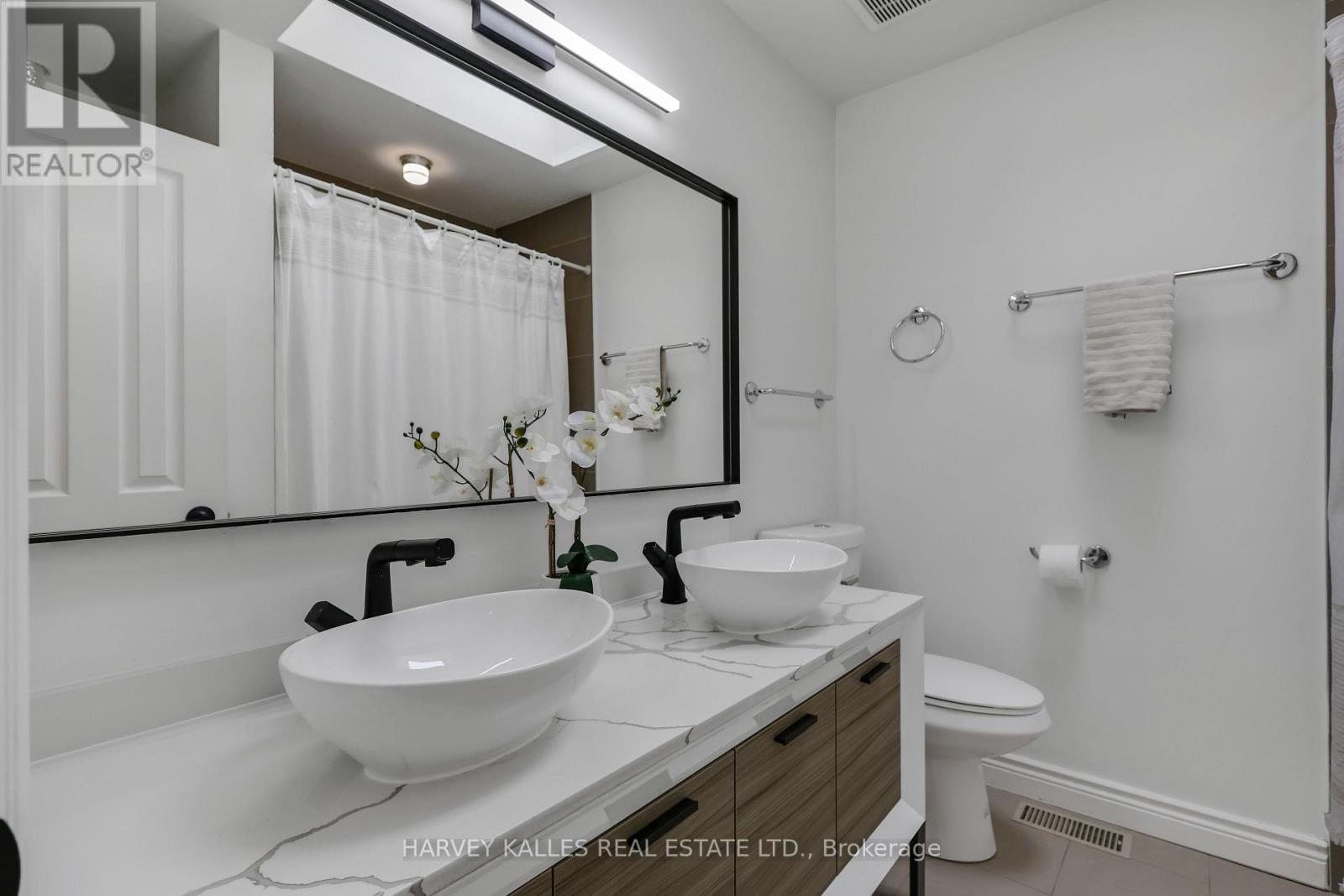 204 BROOKE AVENUE - 35