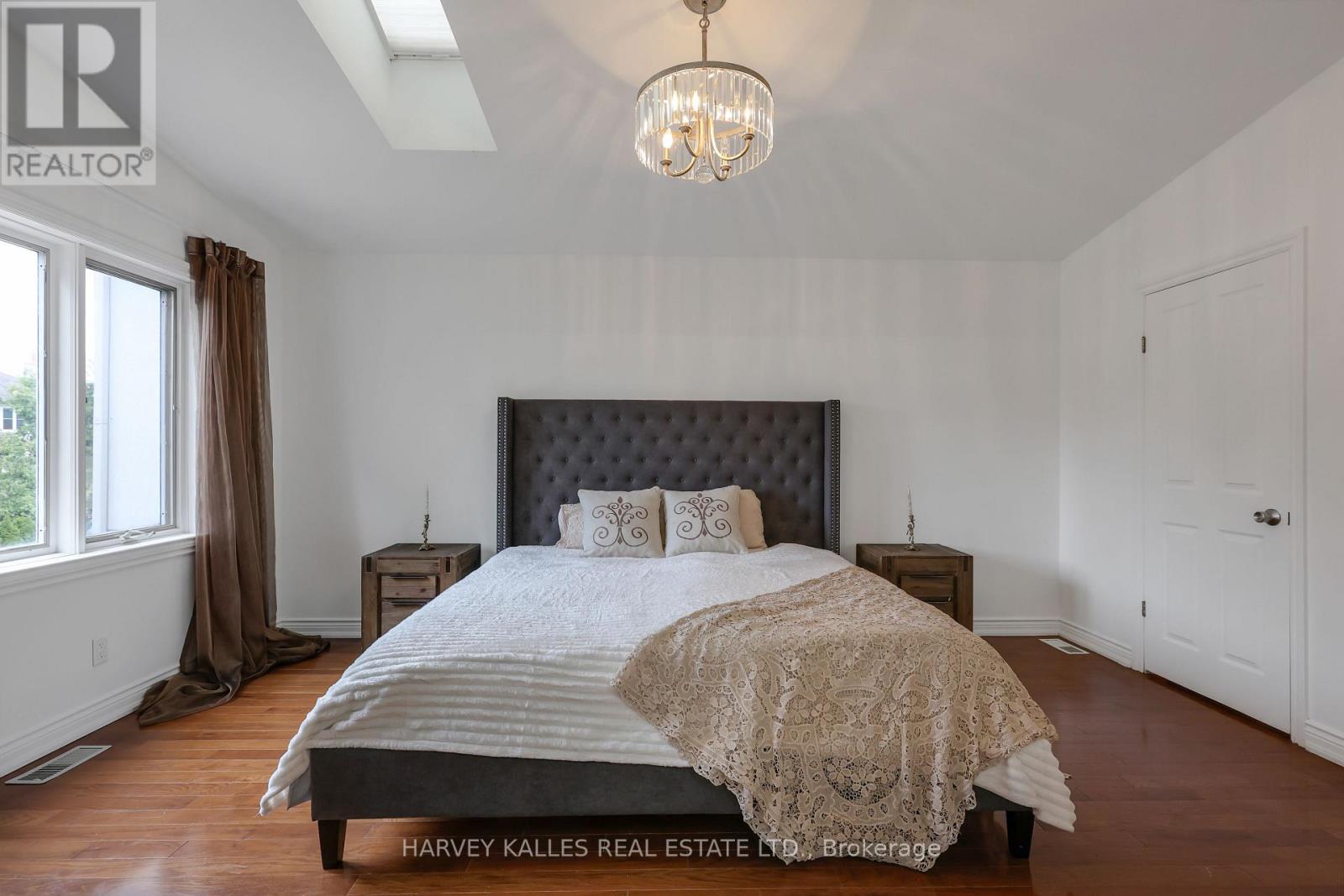 204 BROOKE AVENUE - 34