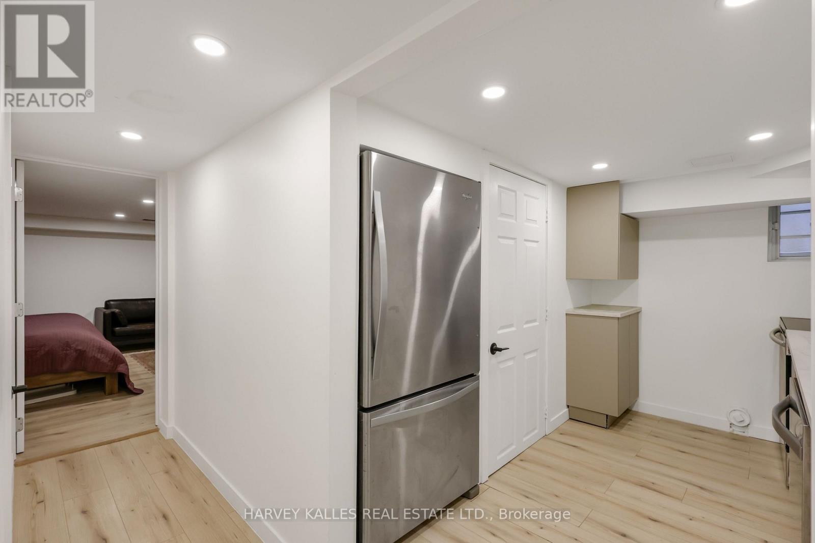 204 BROOKE AVENUE - 46