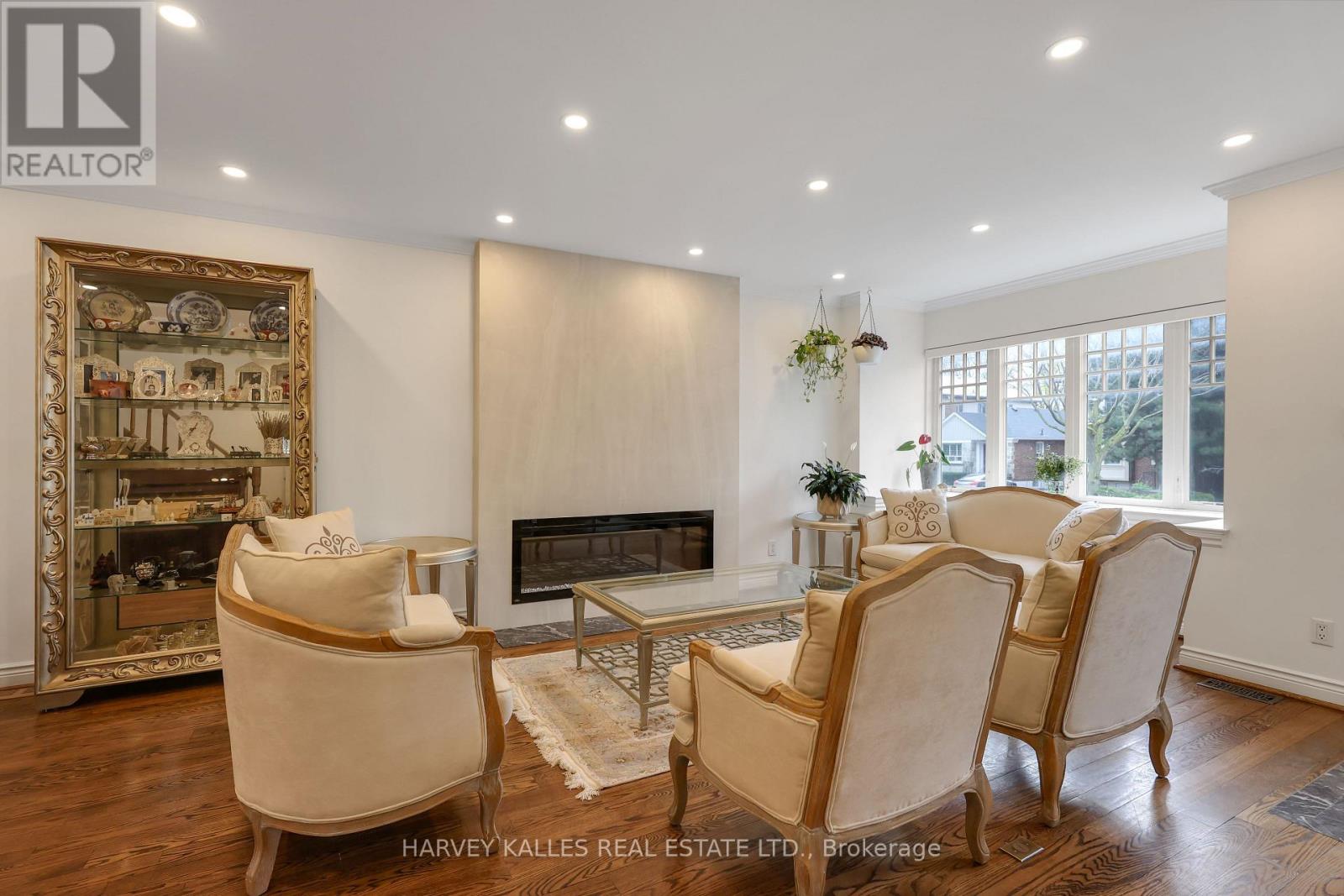 204 BROOKE AVENUE - 6