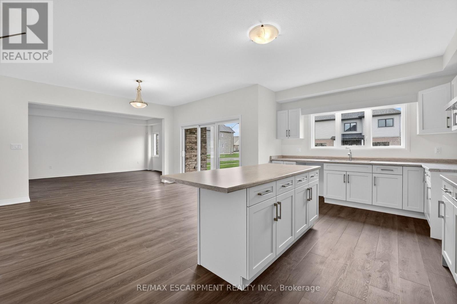 1034 KRAFT ROAD N - 16