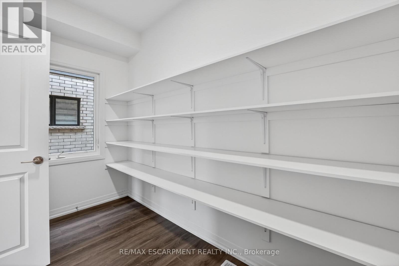 1034 KRAFT ROAD N - 19