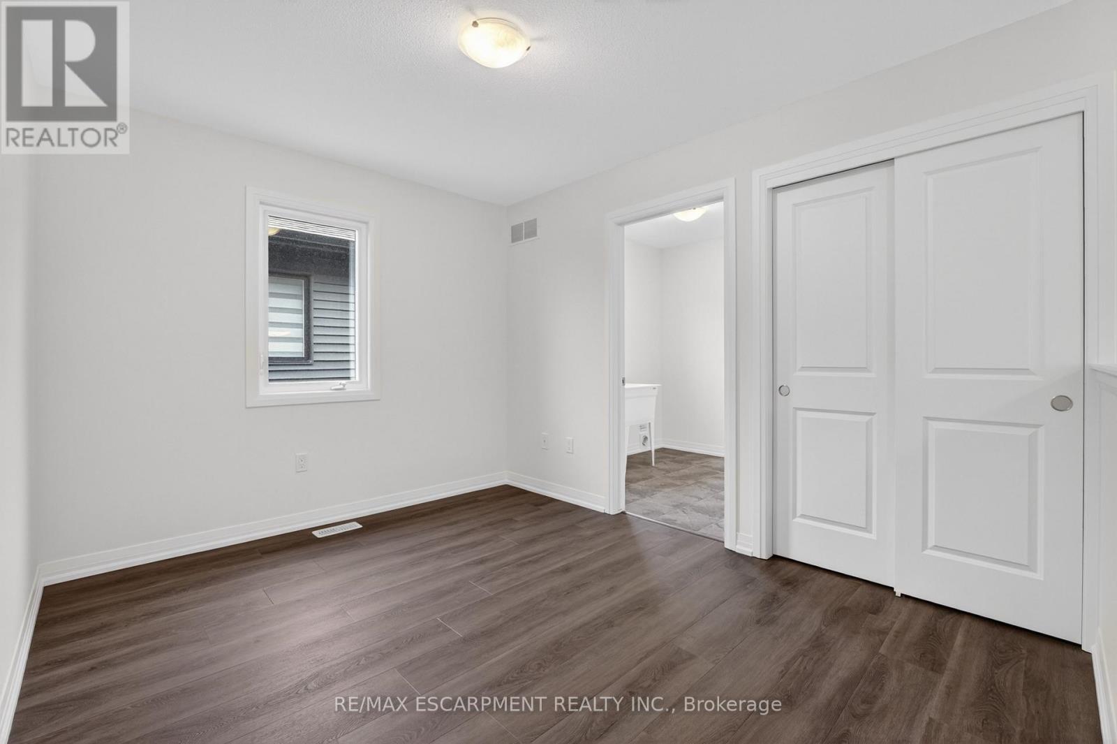 1034 KRAFT ROAD N - 21