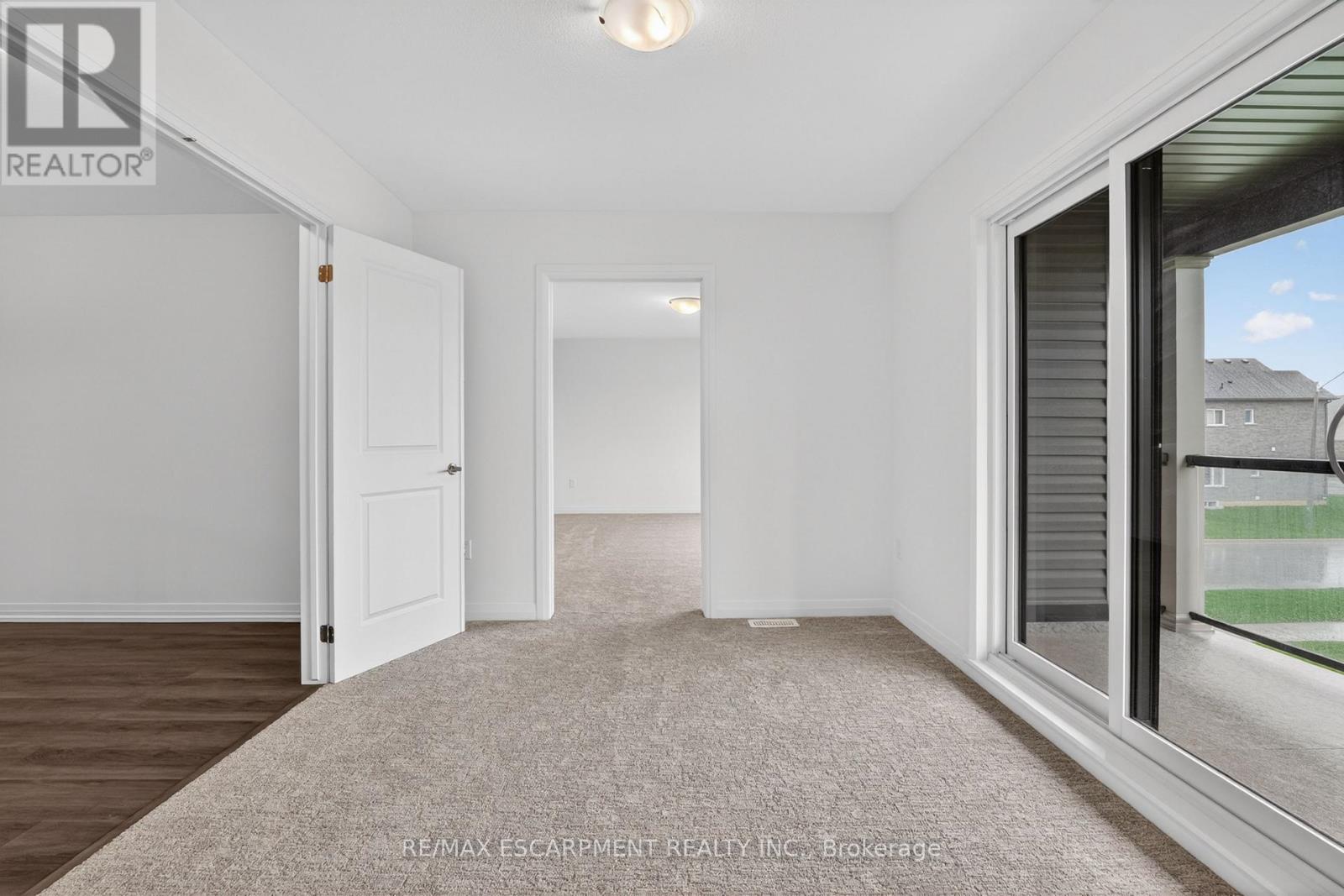 1034 KRAFT ROAD N - 24