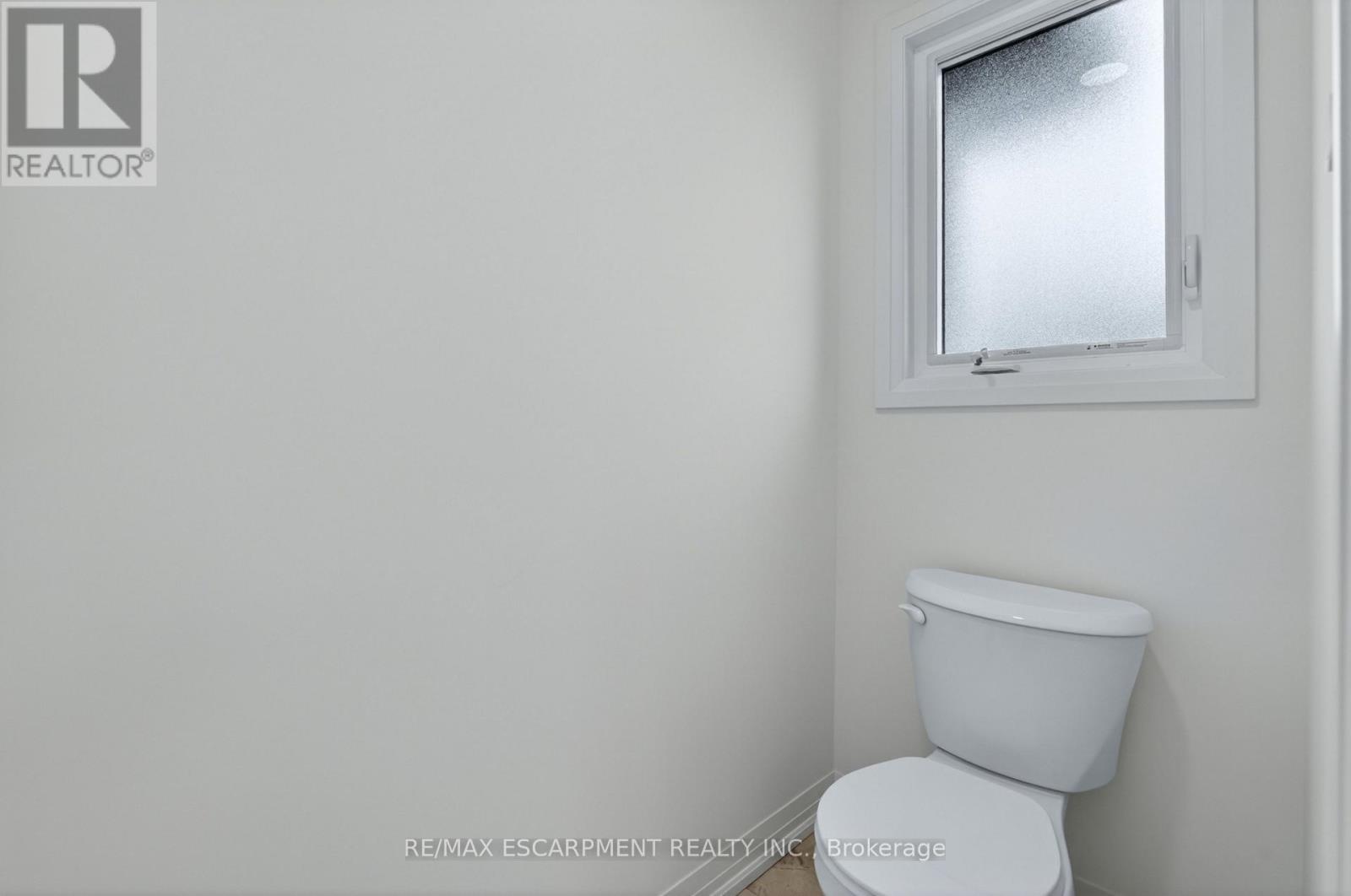 1034 KRAFT ROAD N - 30