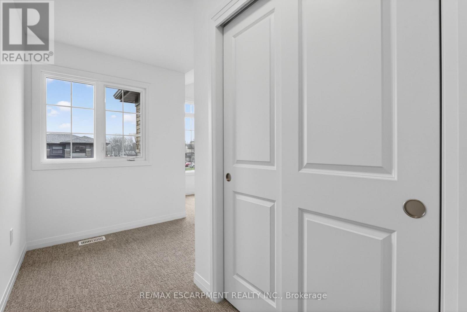 1034 KRAFT ROAD N - 35