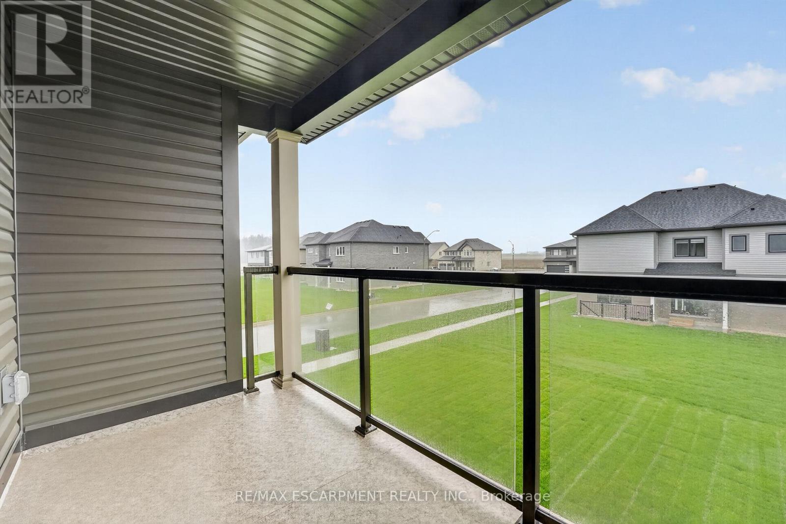 1034 KRAFT ROAD N - 42